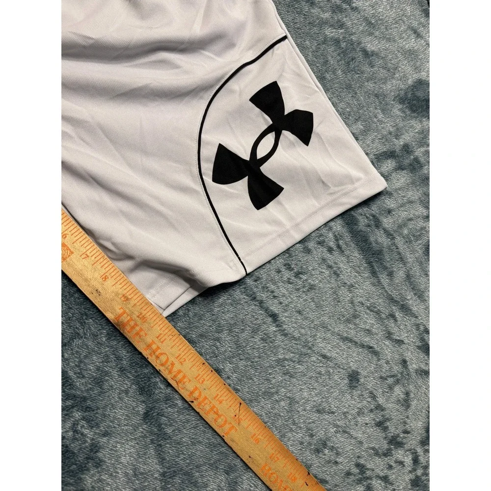 Under Armour UA Perimeter 11'' Shorts Men's Size Medium Grey Basketball NWT